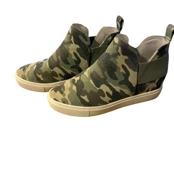 Steve Madden Shoes Steve Madden Slip On Wedge Sneakers With